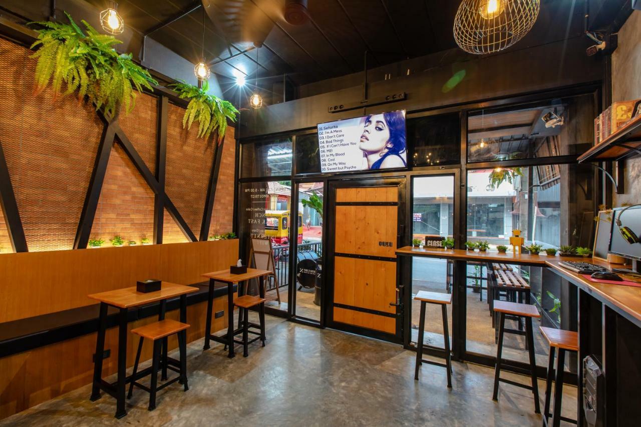 The Z Nite Hostel Phuket Exterior foto